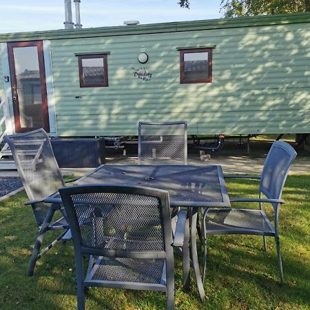 Lovely Static Holiday Caravan Near Whithorn Exterior photo