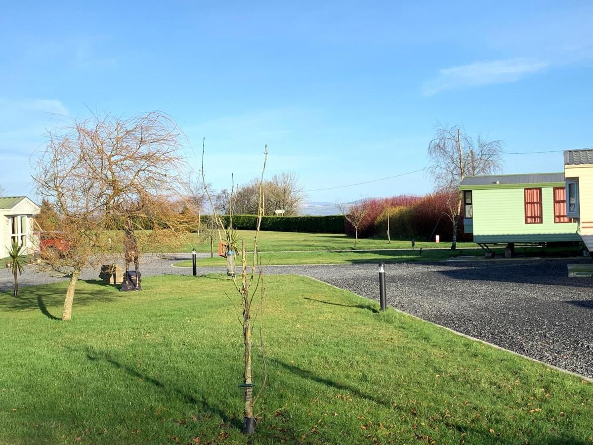 Lovely Static Holiday Caravan Near Whithorn Exterior photo